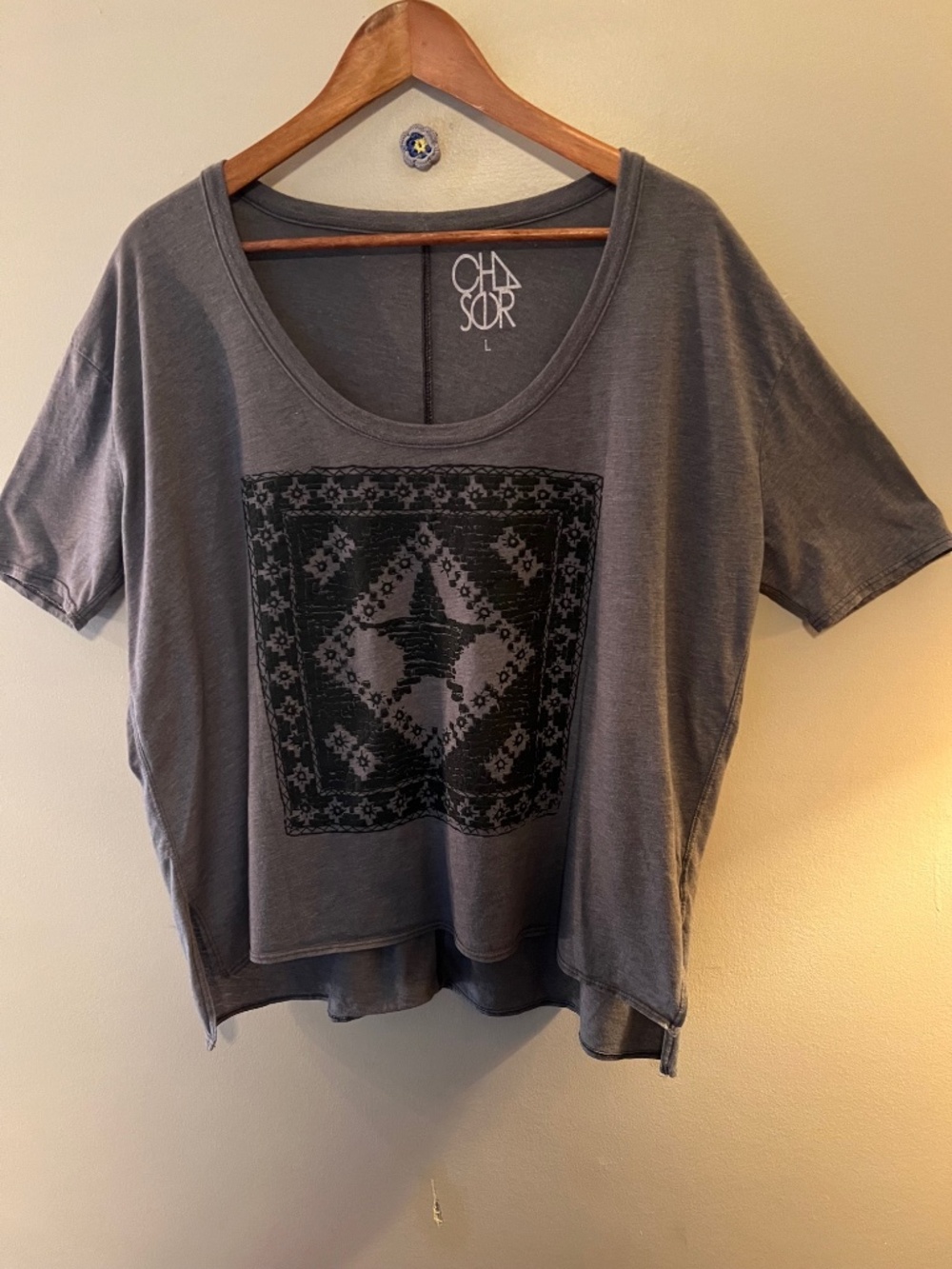 Chaser Gray Oversized Short Sleeve Tee-Shirt--Size Large